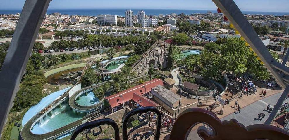 Luminoso Apartamento Con Terraza, Jardin Y Piscina. Apartment Benalmadena Luaran gambar